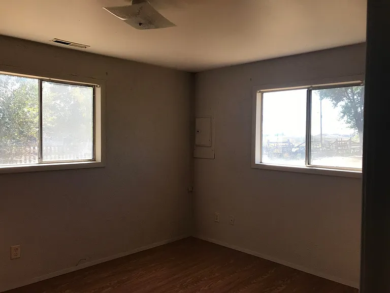 5648 Avalon St — Photo 18