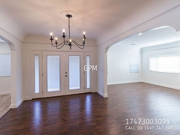 4th image of 917 Monterey Rd