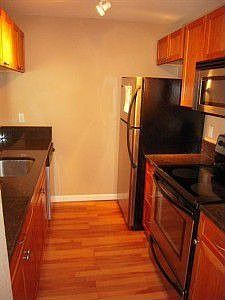 2nd image of 10826 NE 148th Ln H 201 #H
