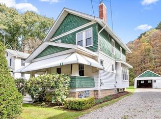 1852 Bull Creek Rd, Tarentum, PA 15084