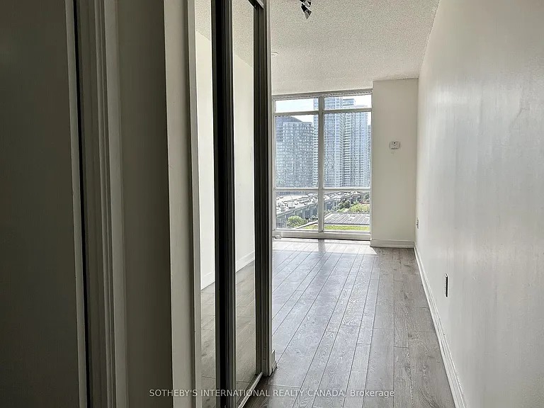 11 Brunel Ct #1216 — Photo 19