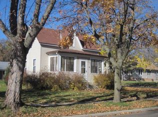 1219 East St, Baraboo, WI 53913