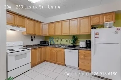204 Lester St #4 — Photo 8