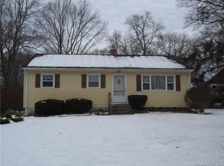 195 Alexander Dr, Colchester, CT 06415