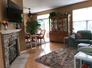 515 Heritage Ct #515, St Charles, IL 60175