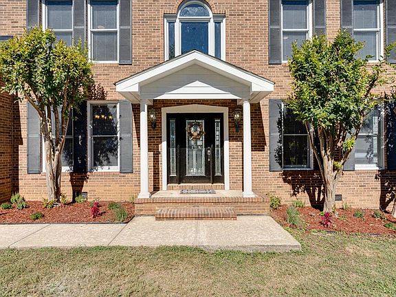 2nd image of 1913 Bay Pointe Dr