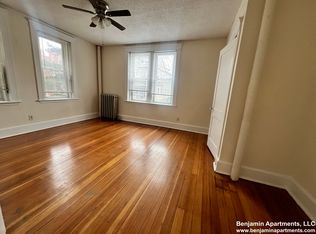 15 Barrows St #7, Allston, MA 02134