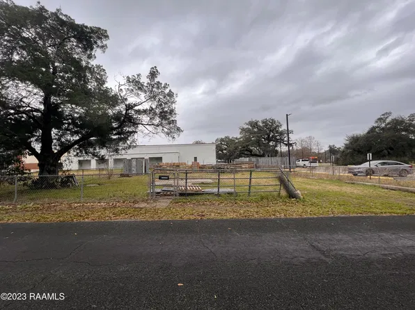 209 E Berard St, Saint Martinville, LA 70582