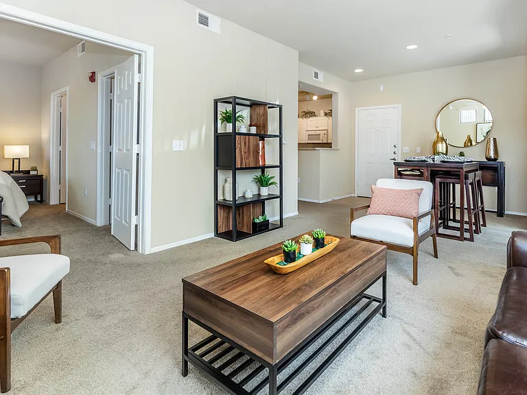 1b1 751 SQFT 1 Bed 1 Bath