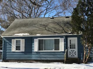 37 Center Rd, Circle Pines, MN 55014