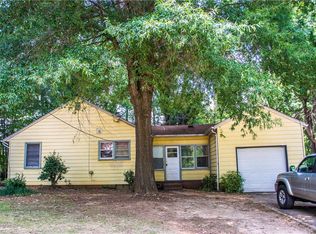 2941 Reynolds Park Rd, Winston Salem, NC 27107