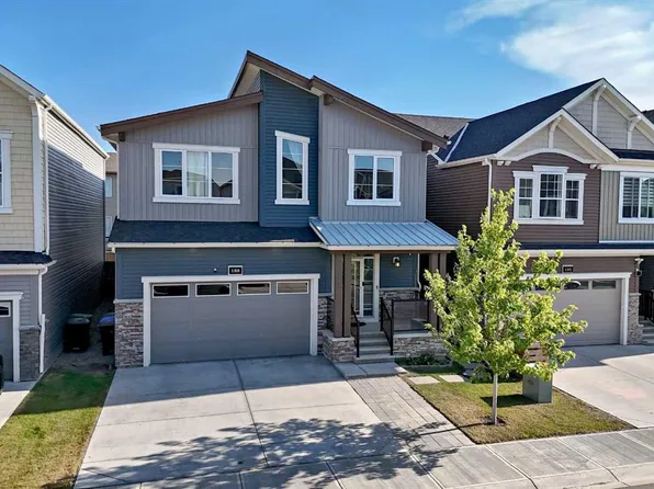 188 N Carrington Cres NW, Calgary, AB T3P 1R1