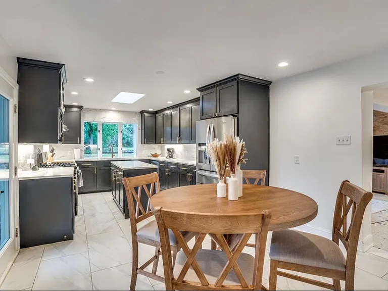 4804 Alan Dale Ln — Photo 8