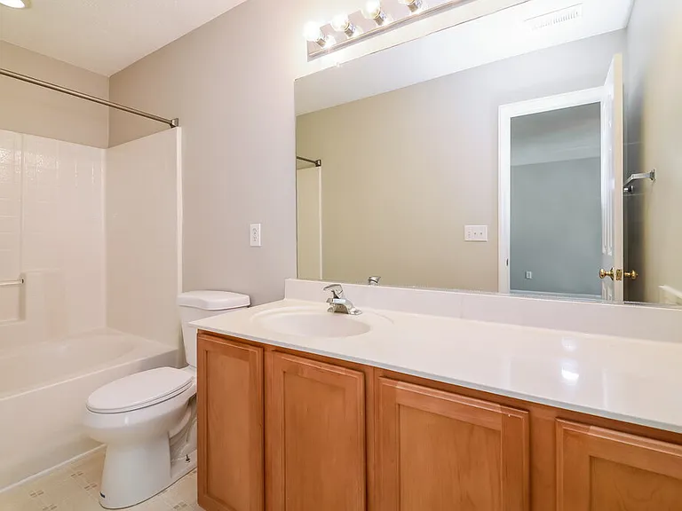 4904 Tommans Trl — Photo 13