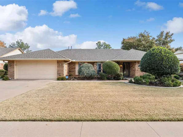 1103 NW 75th St, Lawton, OK 73505