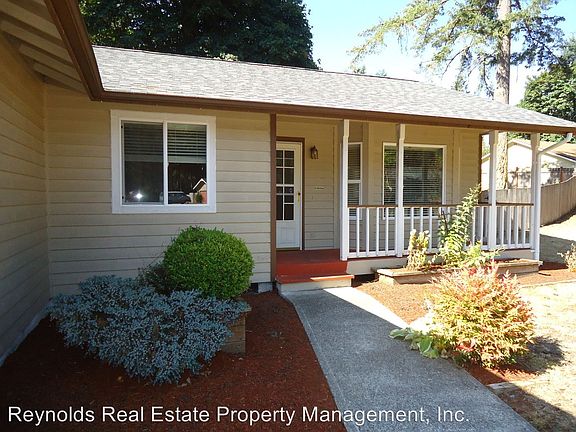 2nd image of 3620 Lake Forest Ct SE