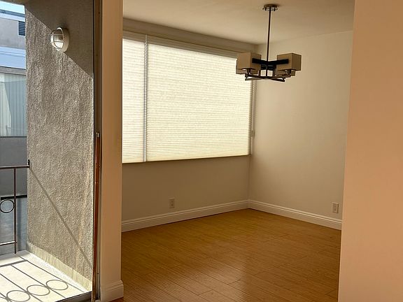 5th image of 1330 California Ave APT 305
