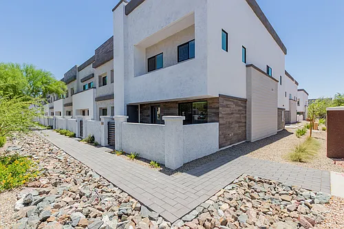 1318 S 105th Pl #129 Photo 1