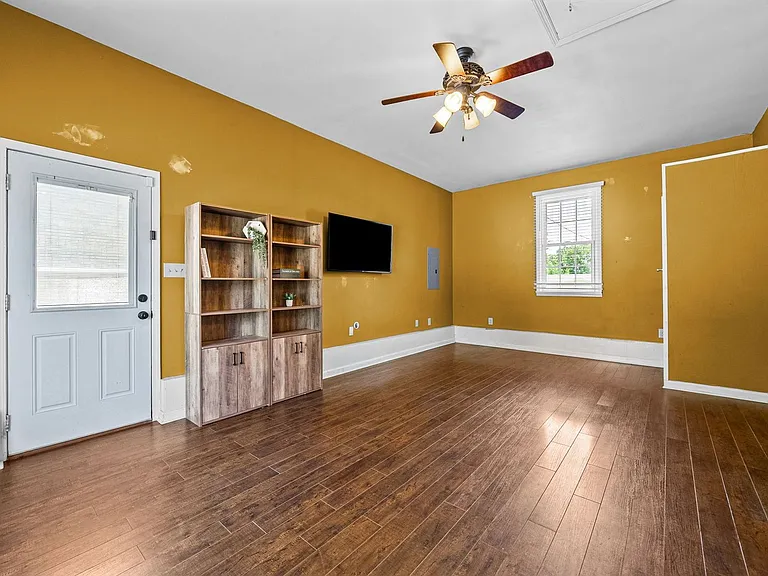 1409 Janet Way Dr — Photo 17
