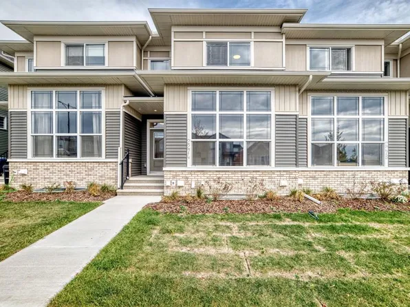 2274 S Bayview Dr SW, Airdrie, AB T4B 5N6