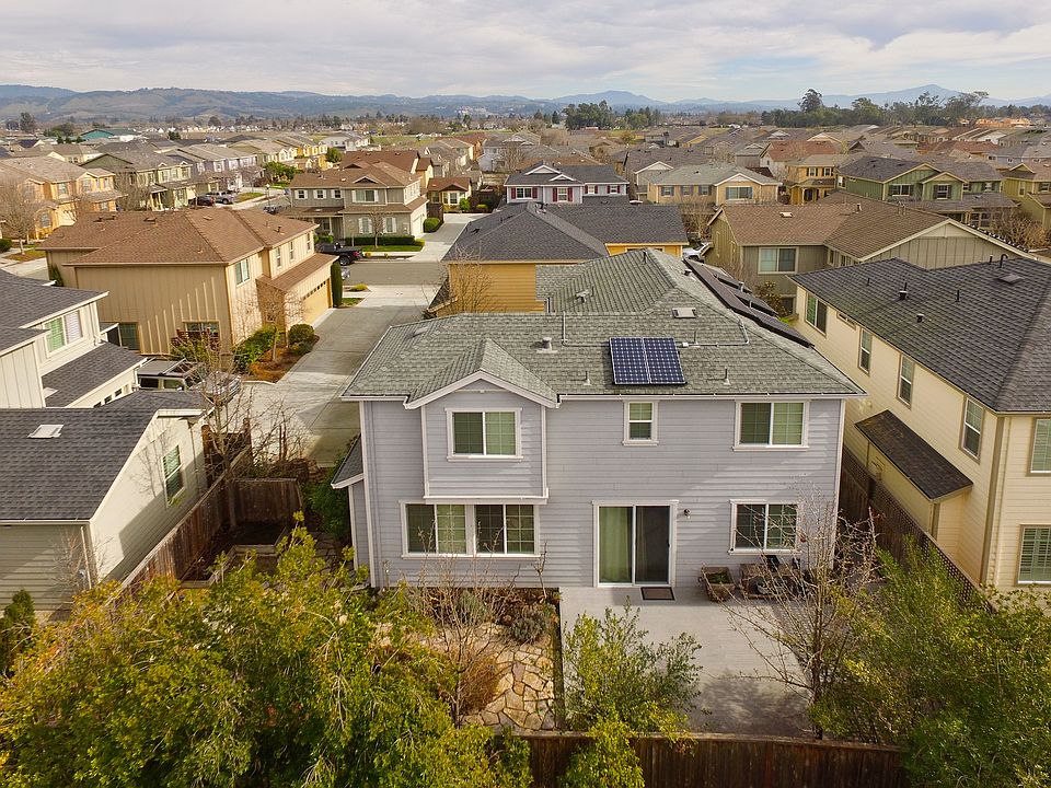 2nd image of 2347 Andre Ln