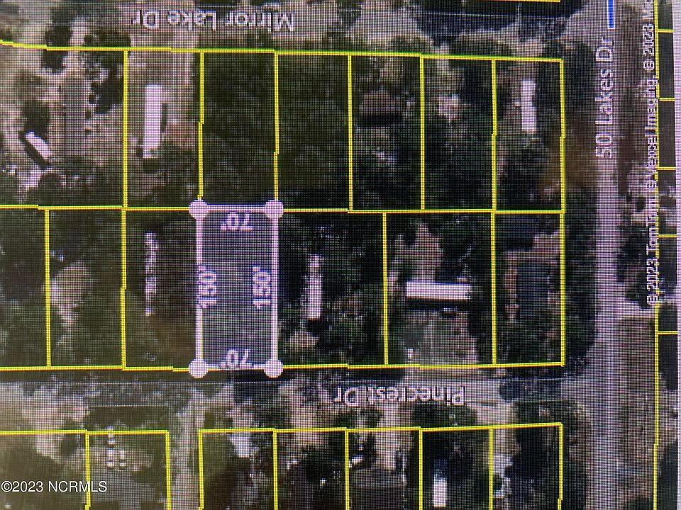 2nd image of 1073 Pinecrest