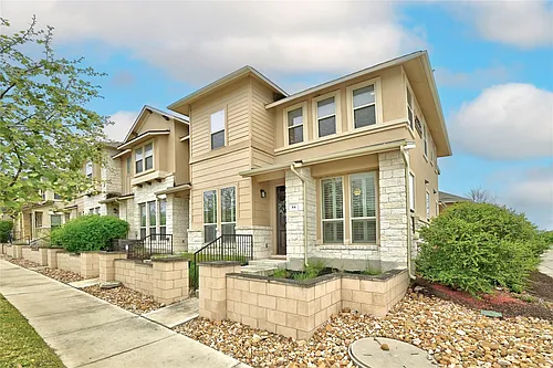 6814 E Riverside Dr #64 Photo 1