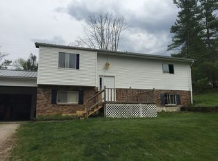 22 Ball Dr, Athens, OH