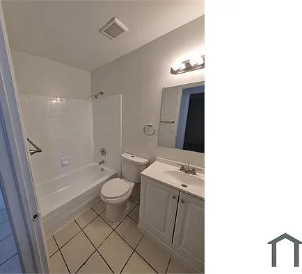 874 SW 9th St — Photo 5