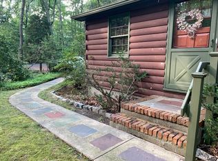 9 Beach Rd, Miller Place, NY 11764