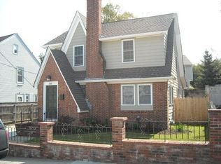 138 California Ave, Providence, RI 02905