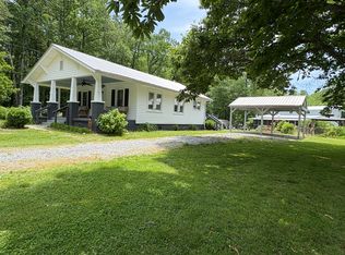 59 Paradise Rd, Saluda, NC 28773