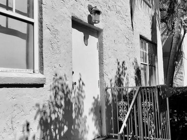 719 Meridian Ave APT 3