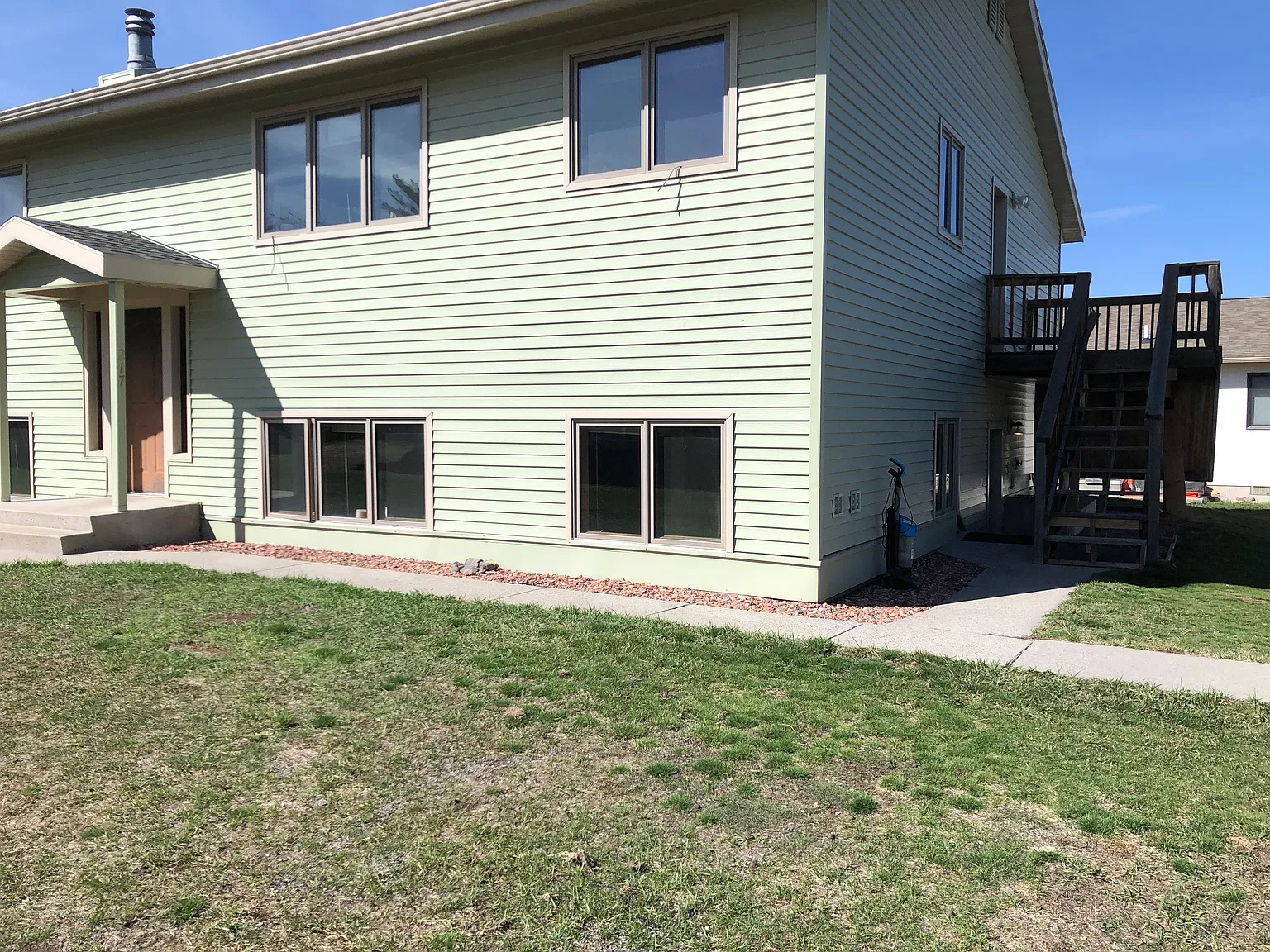 2 bed, 1000 sqft, $1,650 — Photo 2