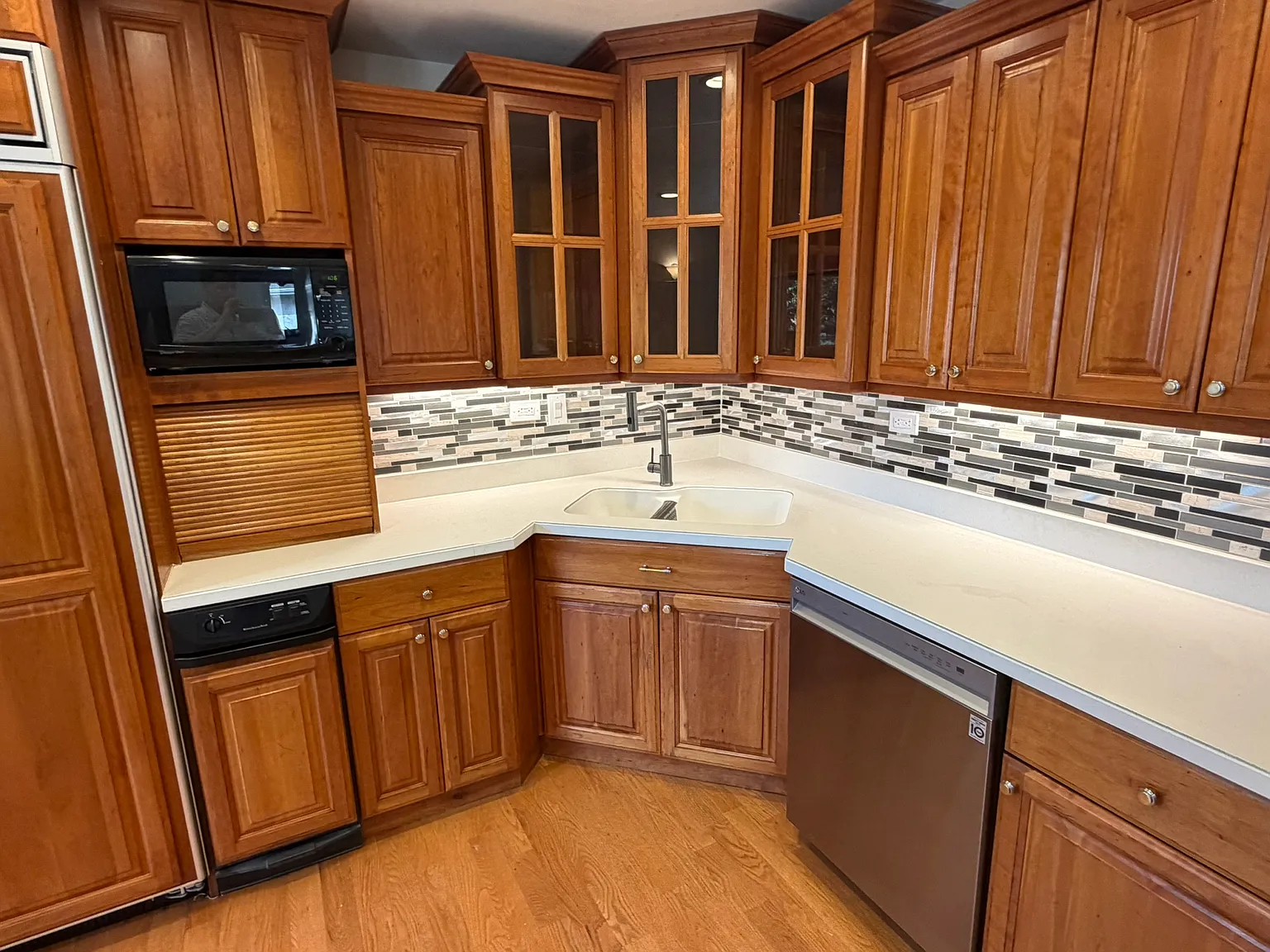 2 bed, 2678 sqft, $3,550 — Photo 4