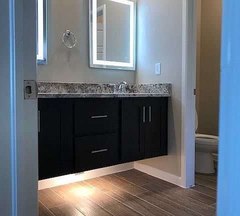 4th image of 825 Nutmeg Park St