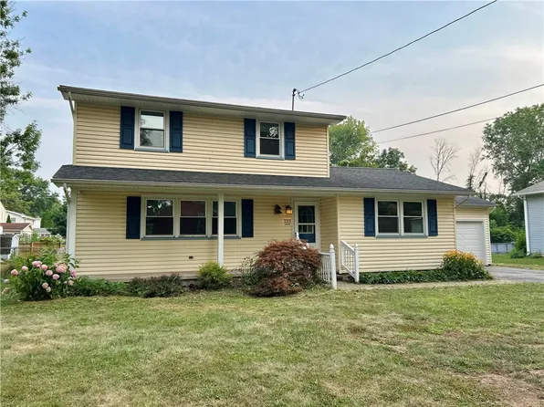 233 Clark St, Brockport, NY 14420