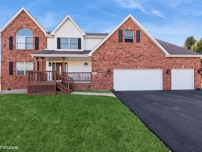 825 Elk Ln, Westville, IN, 46391