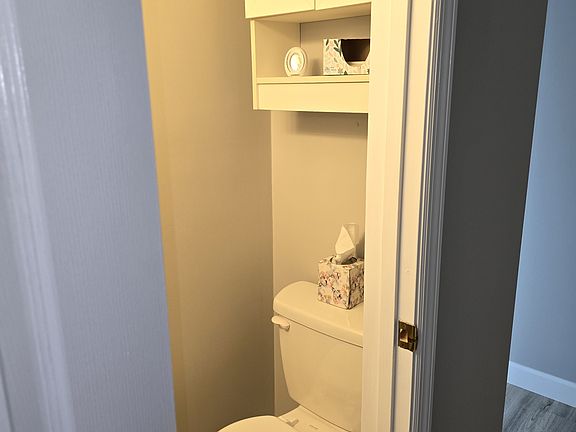 4th image of 615 Carolina Ave APT B7
