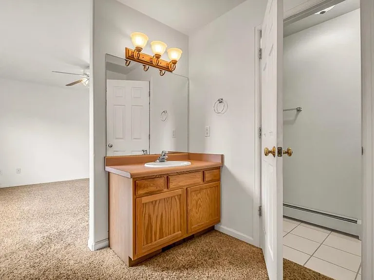 1215 Breeze Dr — Photo 15