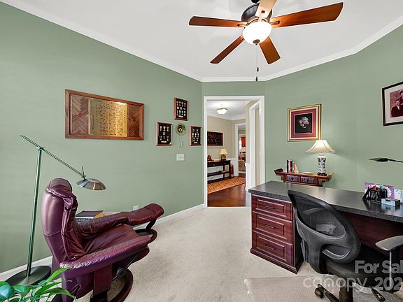 5th image of 6192 Jack Thomas Dr