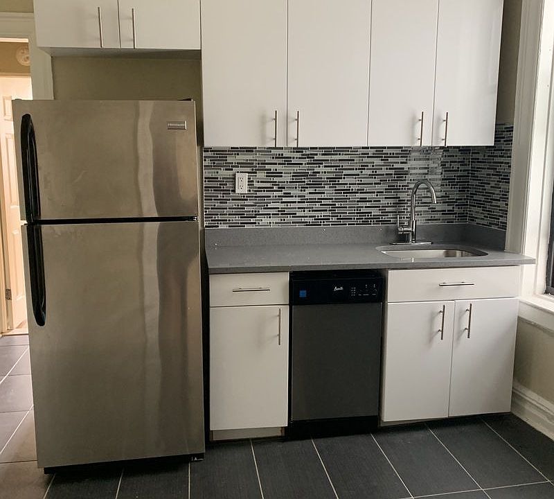 1st image of 465 Ocean Ave #2