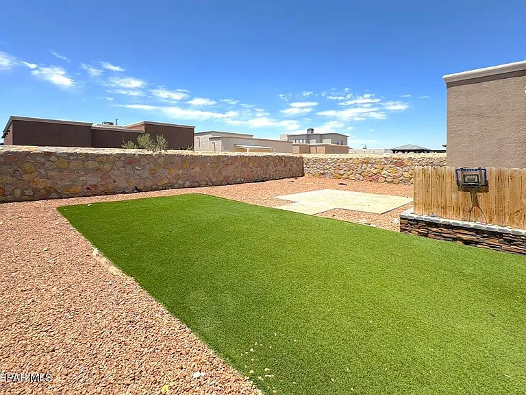 14372 Angel D Garcia Ct — Photo 2