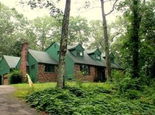 118 Country Club Dr, Franklin, MA 02038