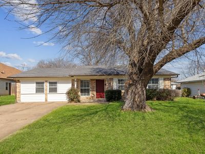 813 Lexington Dr, Lancaster, TX, 75134