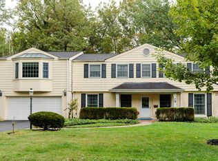 127 Windingbrook Ln, Terrace Park, OH 45174
