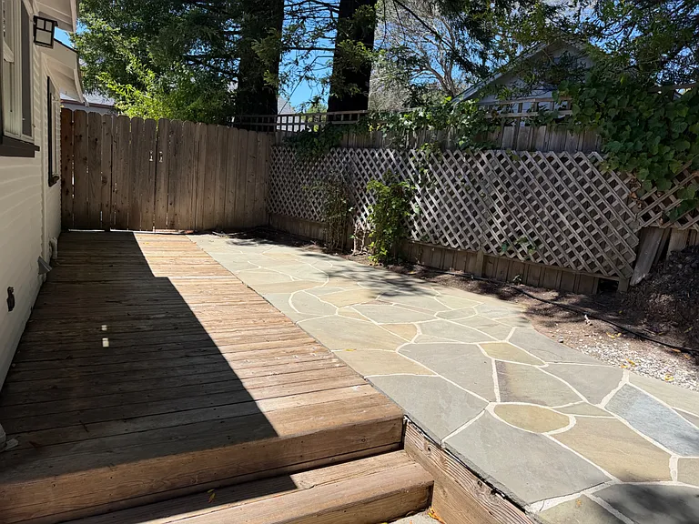 197 E Blithedale Ave — Photo 15