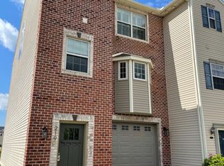 219 Meriweather Dr, Chambersburg, PA 17201