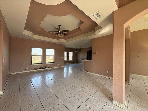 2nd image of 419 Magee Ln