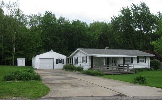 1st image of 1074 Elizabeth Ave